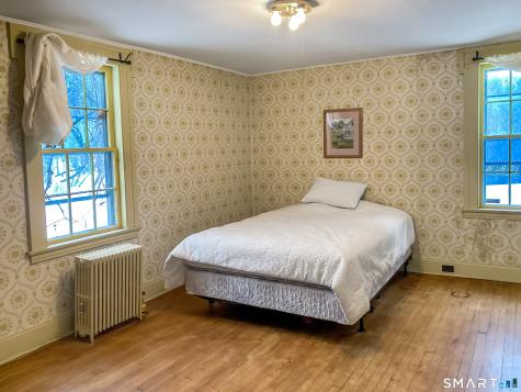 13 Bates Road Chaplin CT 06235