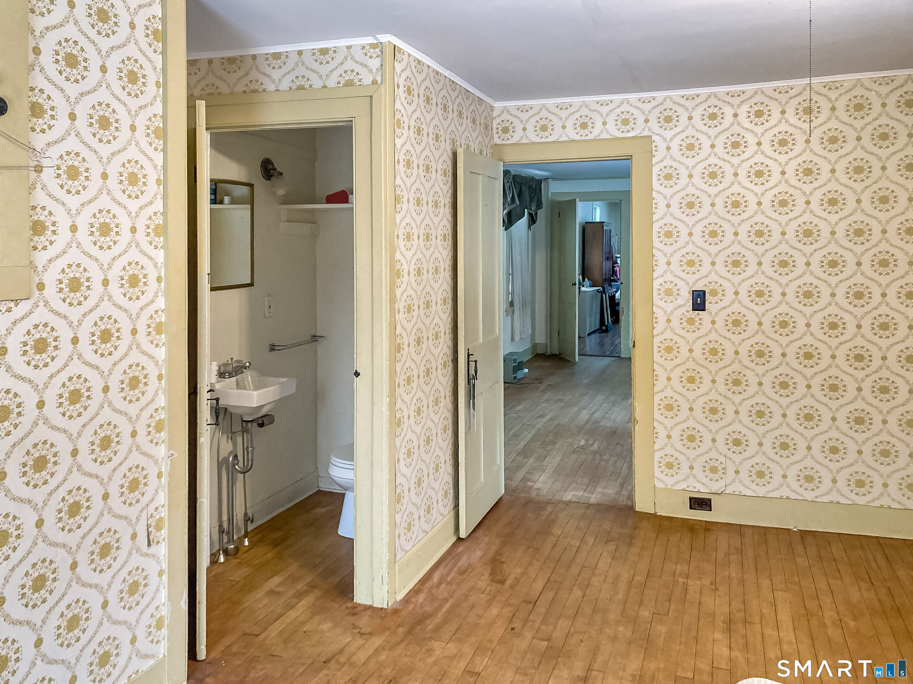 13 Bates Road Chaplin CT 06235