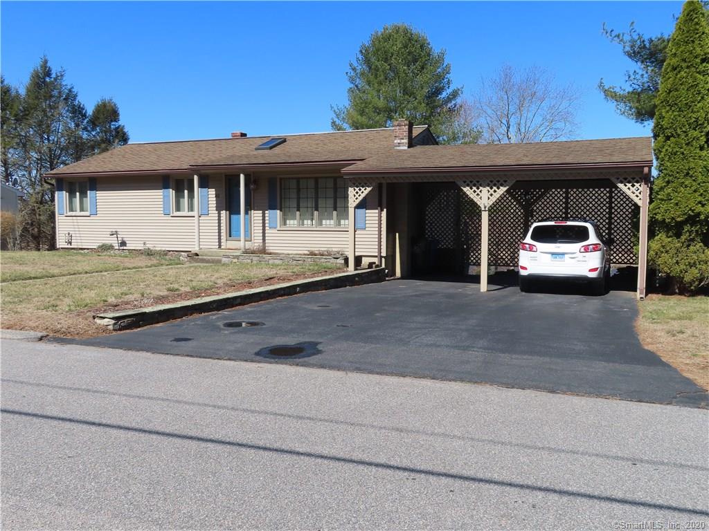 40 Arrowhead Drive Ledyard CT 06339