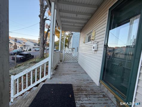 35 Edgehill Avenue Waterbury CT 06704