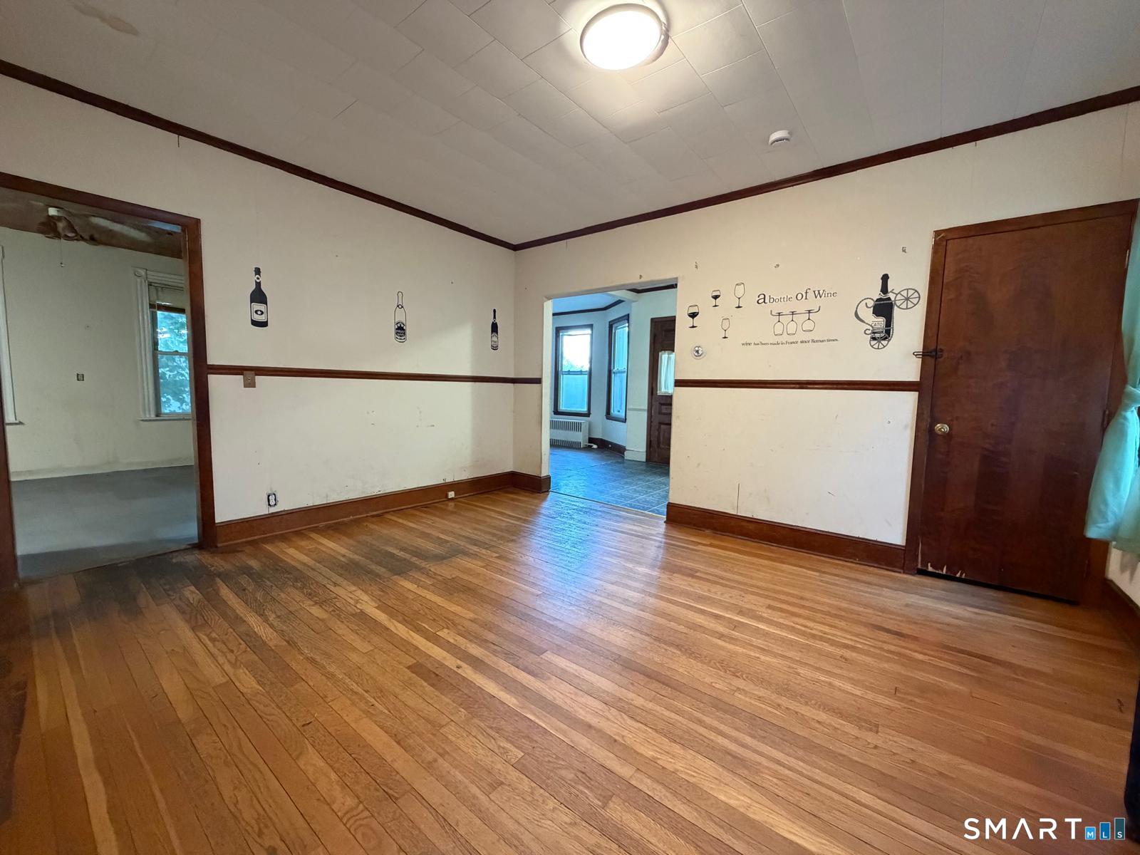 35 Edgehill Avenue Waterbury CT 06704