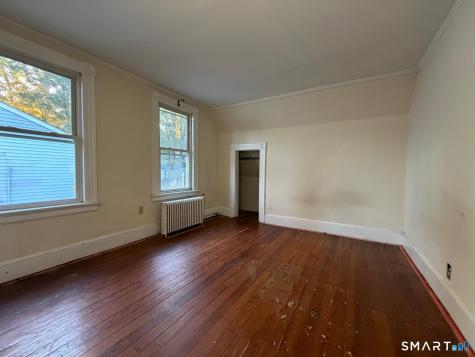 35 Edgehill Avenue Waterbury CT 06704