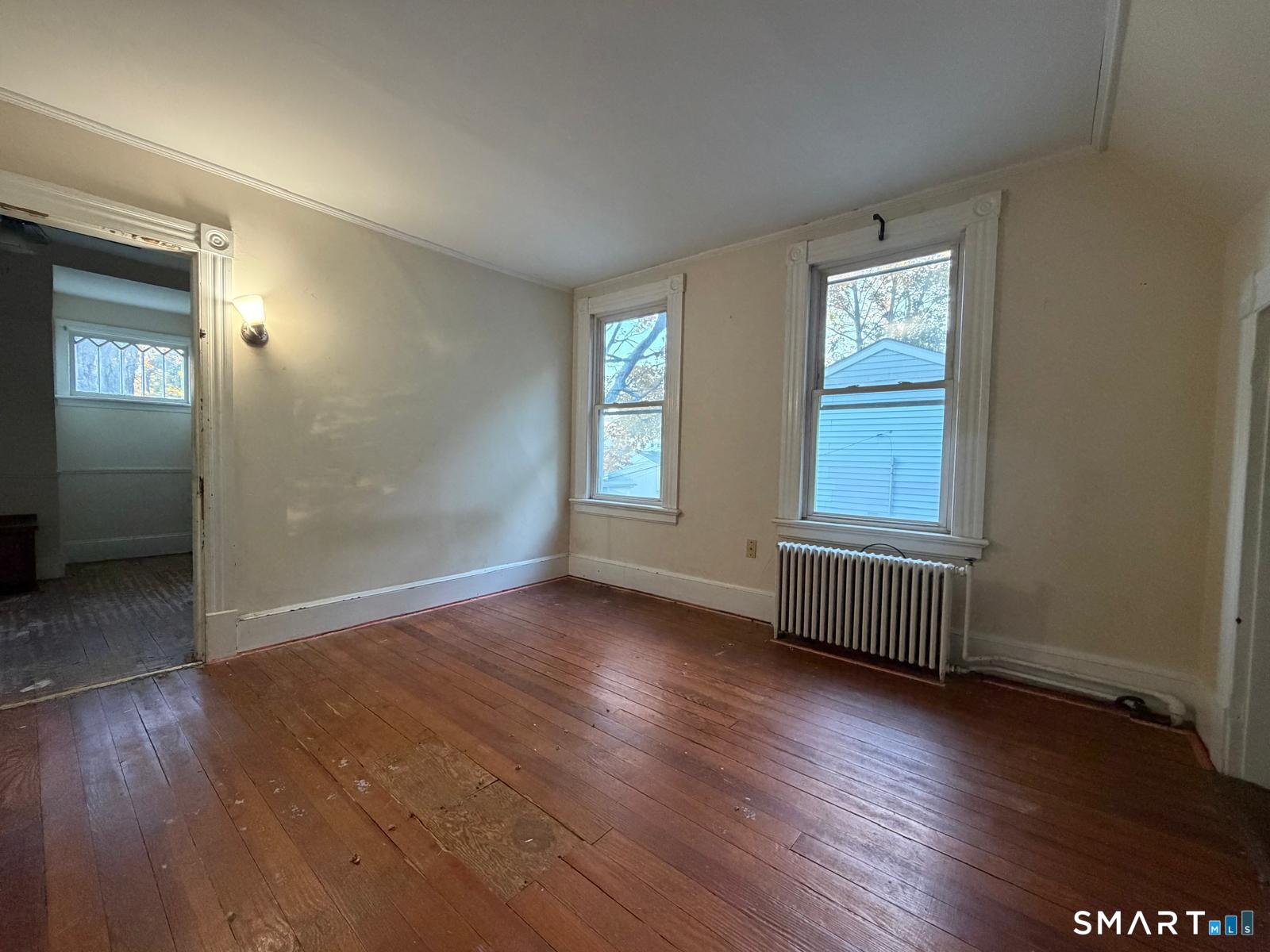 35 Edgehill Avenue Waterbury CT 06704