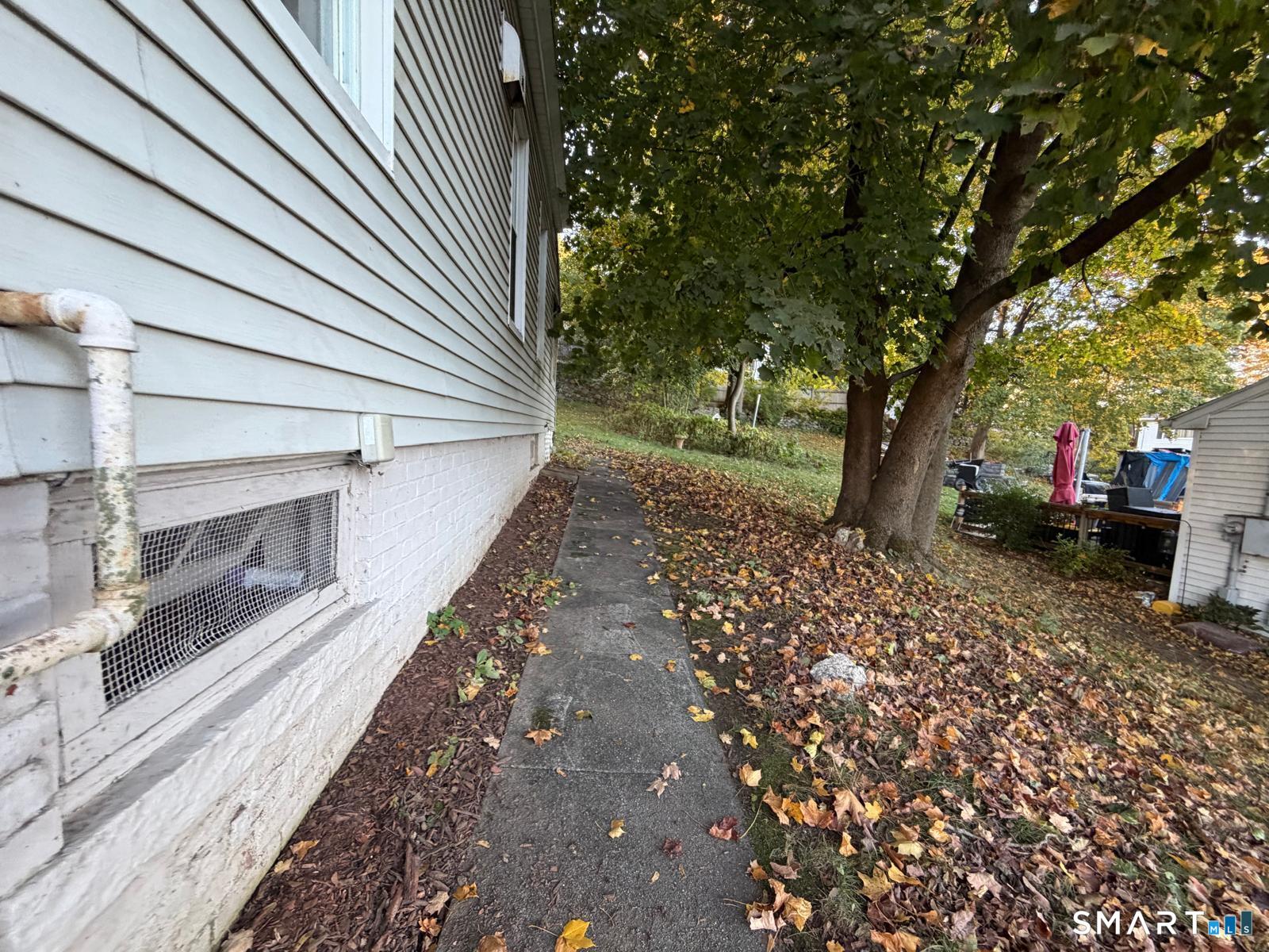 35 Edgehill Avenue Waterbury CT 06704