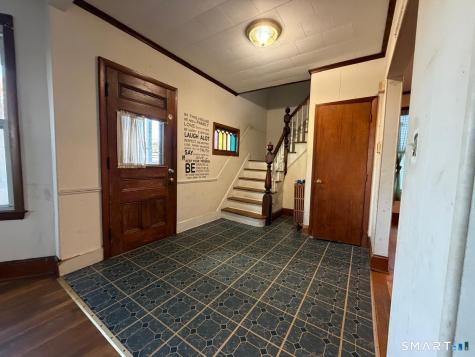 35 Edgehill Avenue Waterbury CT 06704