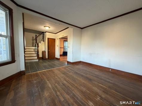 35 Edgehill Avenue Waterbury CT 06704