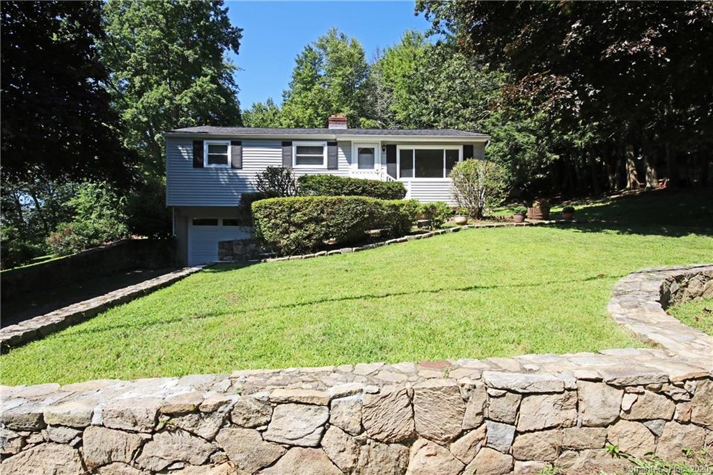 17 Pine Tree Road Monroe CT 06468