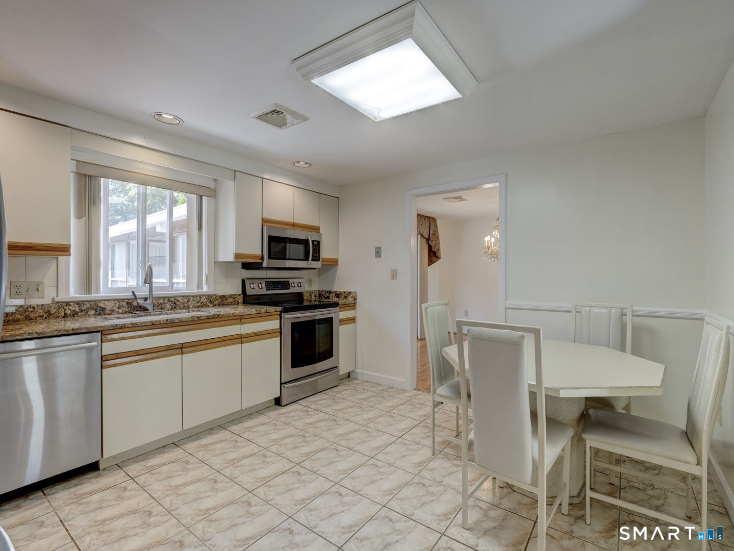 107 Johl Drive Groton CT 06340