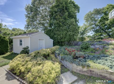 107 Johl Drive Groton CT 06340
