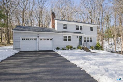 6 Buckboard Lane Fairfield CT 06824