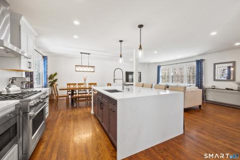 6 Buckboard Lane Fairfield CT 06824