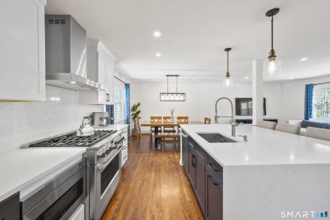 6 Buckboard Lane Fairfield CT 06824