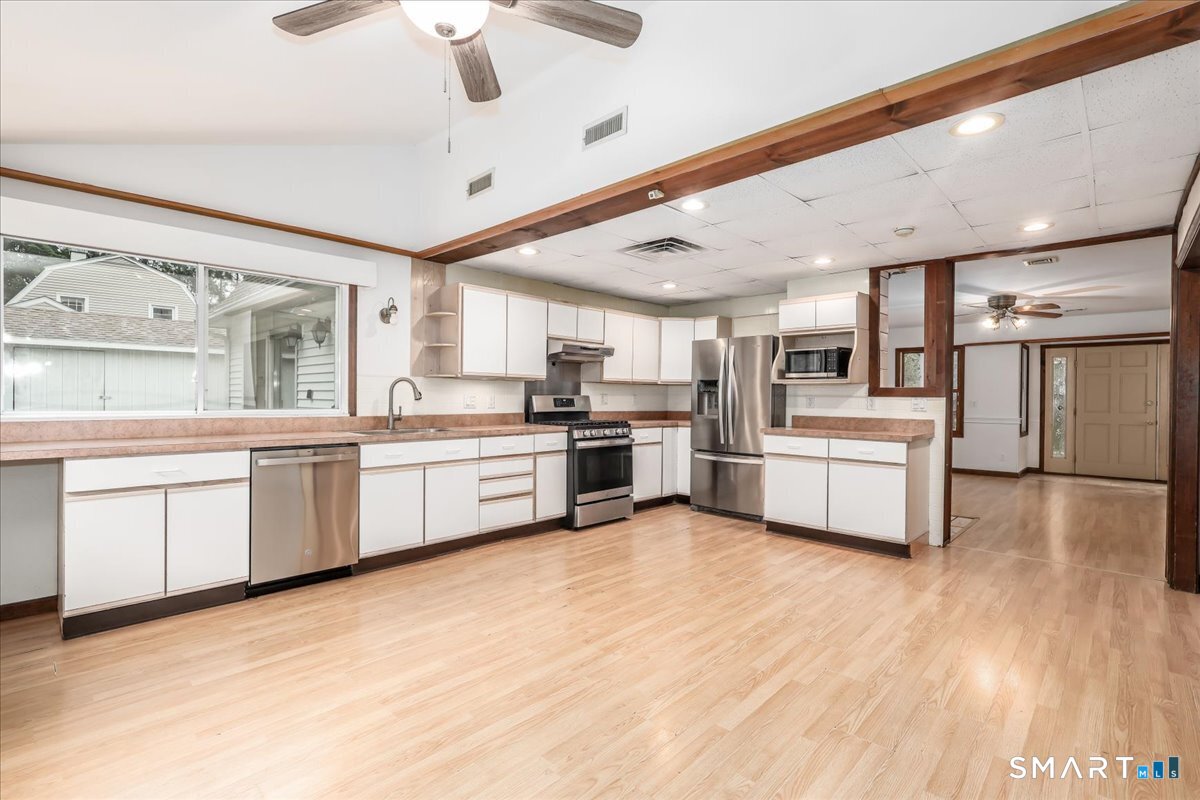 6 Caye Road Danbury CT 06811