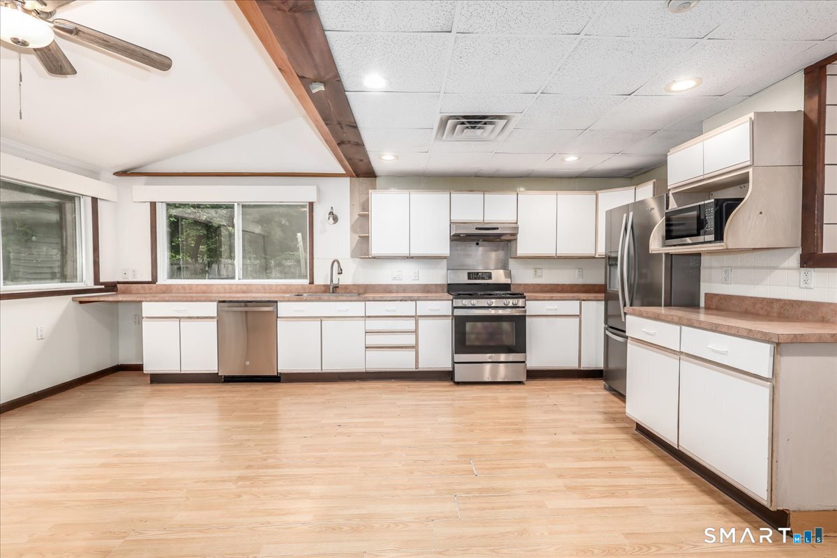 6 Caye Road Danbury CT 06811