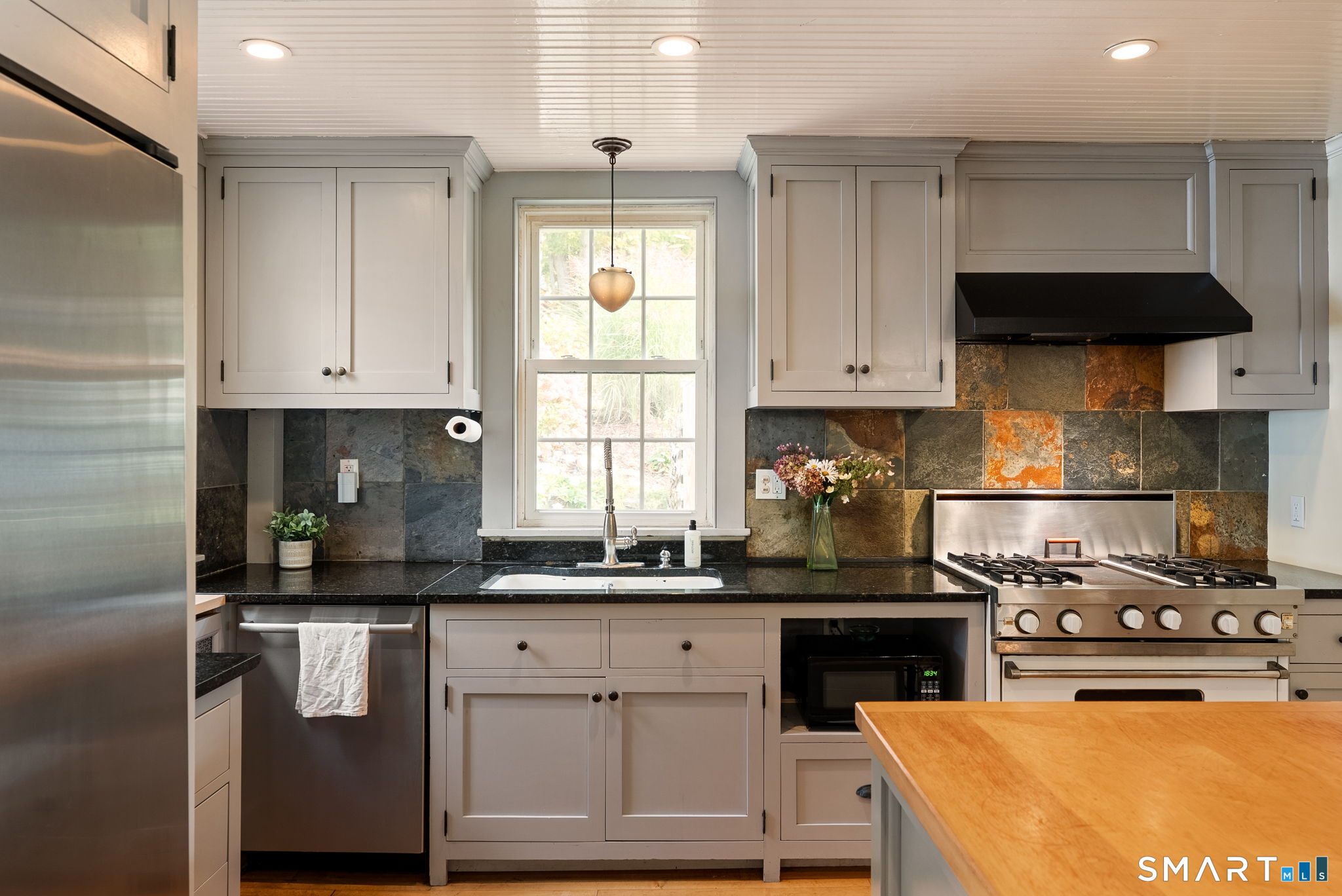 39 High Street Canton CT 06019