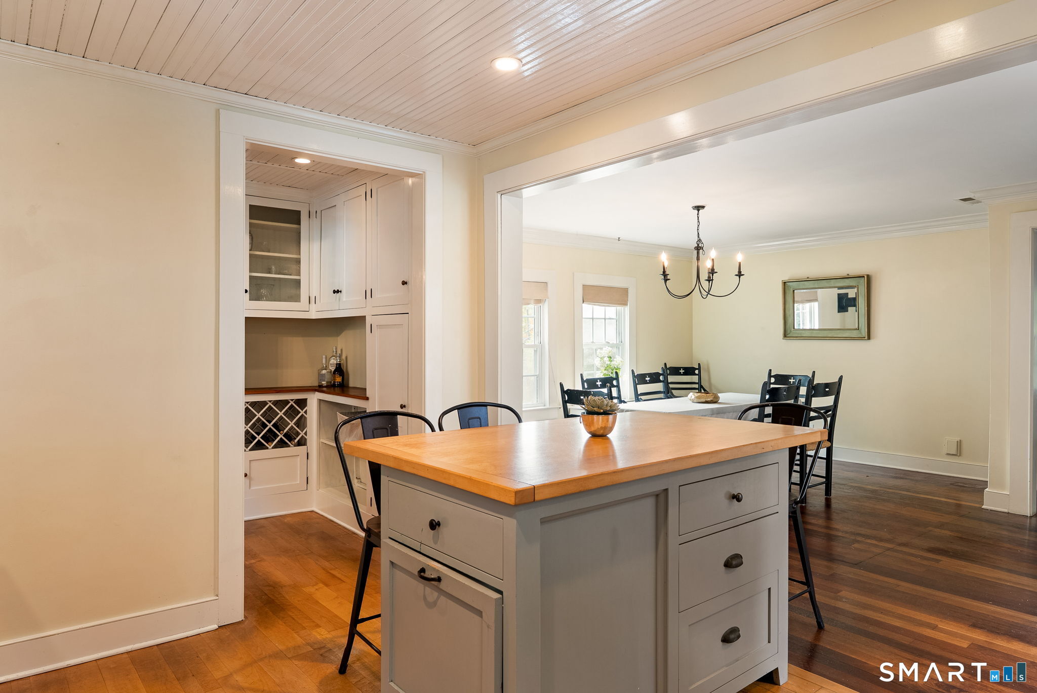 39 High Street Canton CT 06019