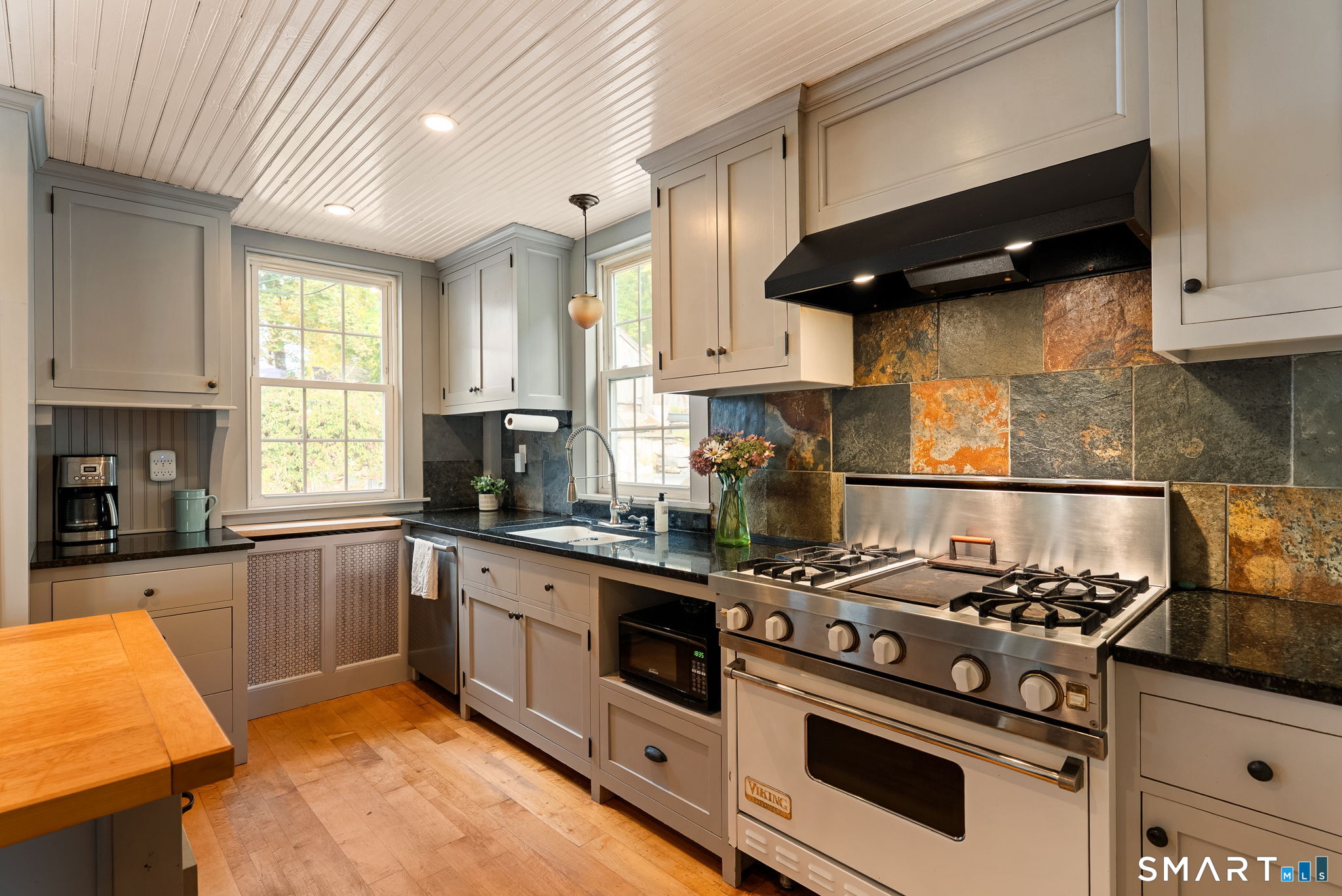 39 High Street Canton CT 06019