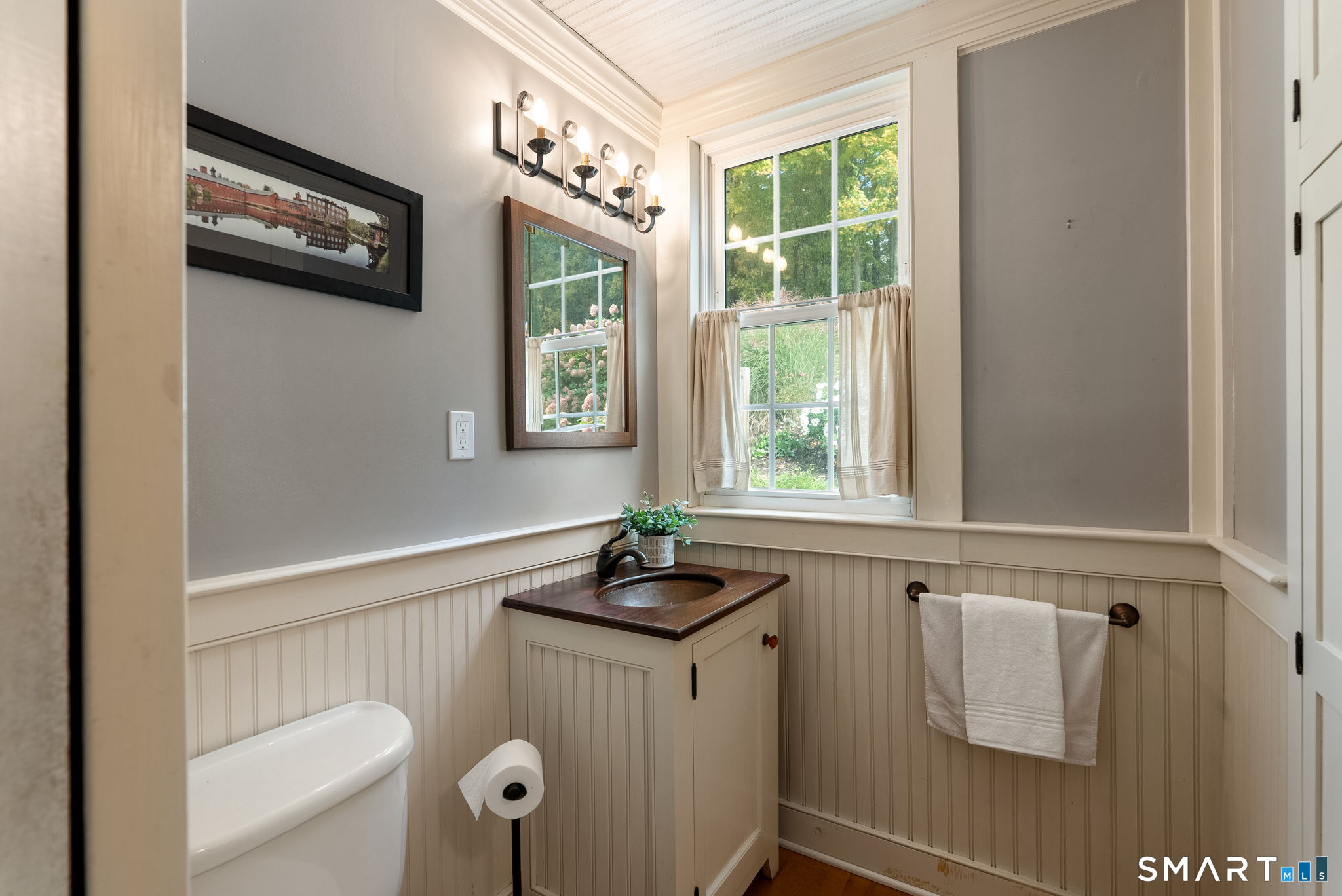 39 High Street Canton CT 06019