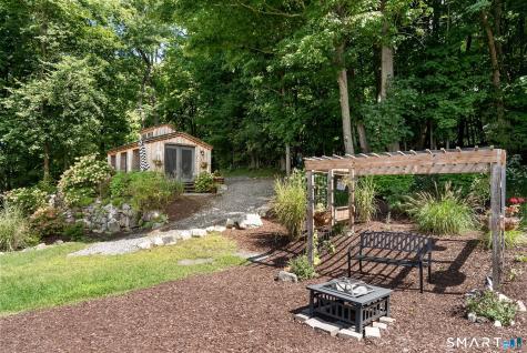 39 High Street Canton CT 06019