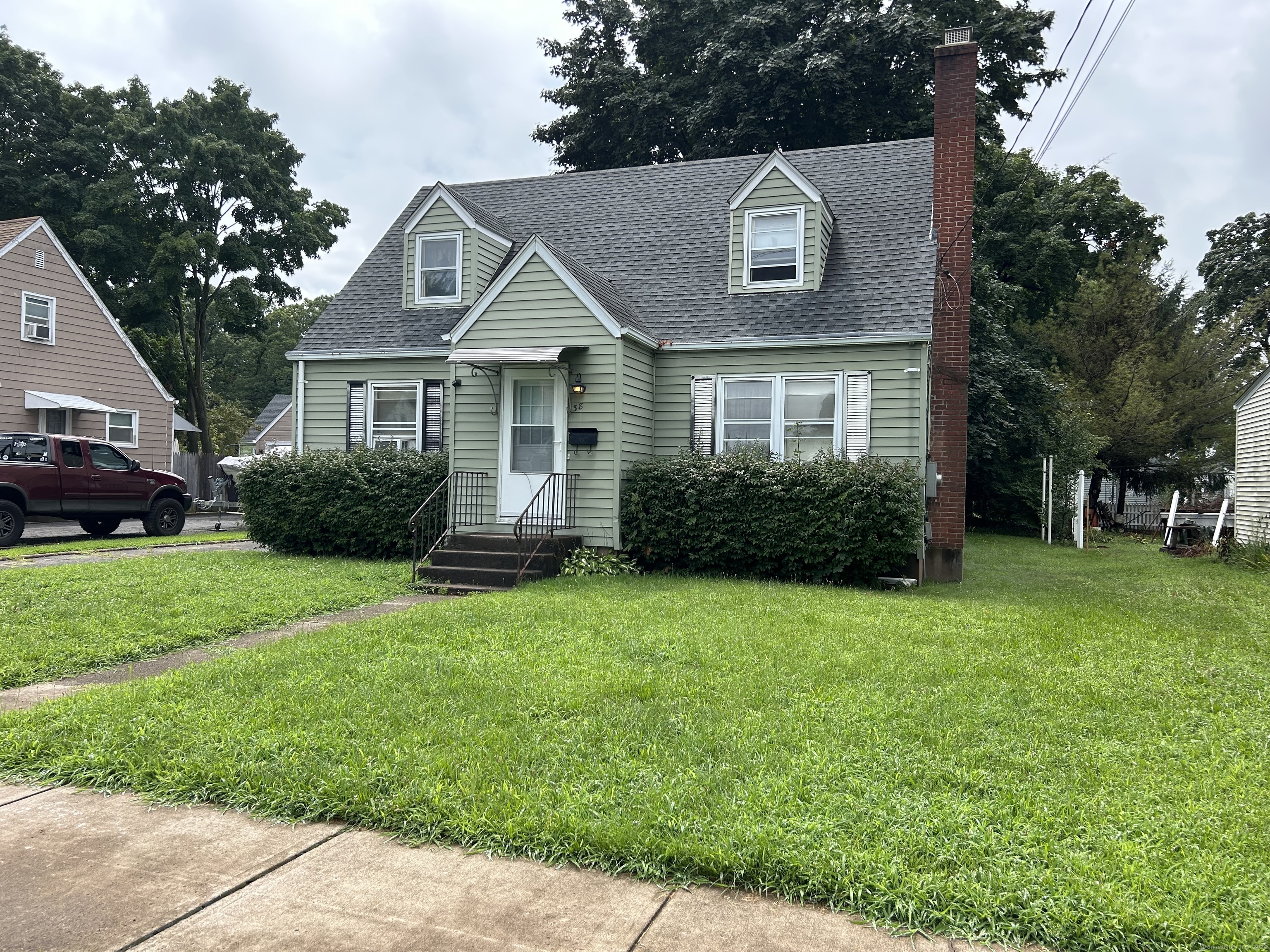 38 Deerfield Drive Manchester CT 06040