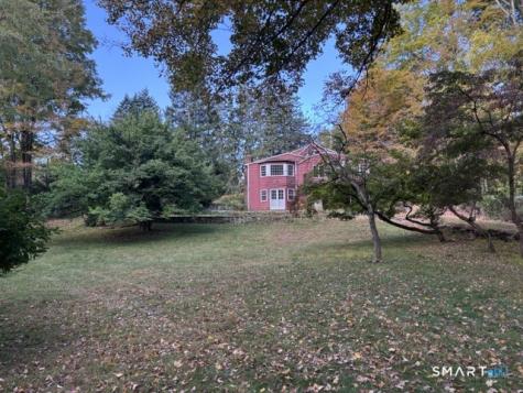 137 East Hunting Ridge Road Stamford CT 06903
