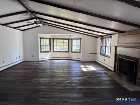 137 East Hunting Ridge Road Stamford CT 06903