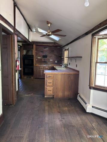137 East Hunting Ridge Road Stamford CT 06903