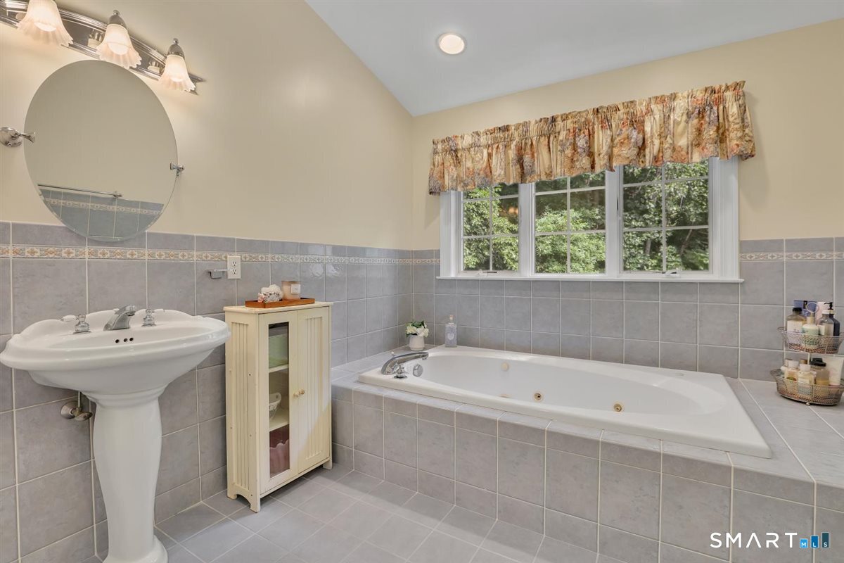 270 Copper Ridge Road Southington CT 06489