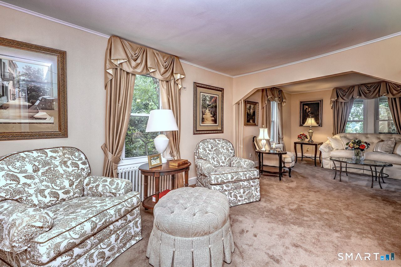 6 Harborside Drive Milford CT 06460