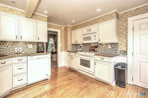 6 Harborside Drive Milford CT 06460