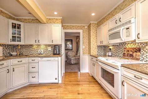 6 Harborside Drive Milford CT 06460