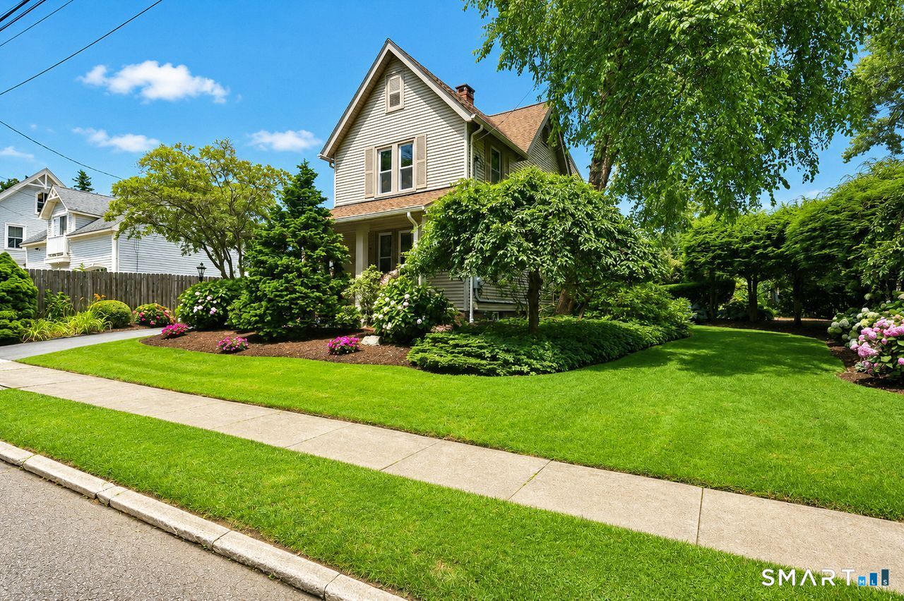6 Harborside Drive Milford CT 06460