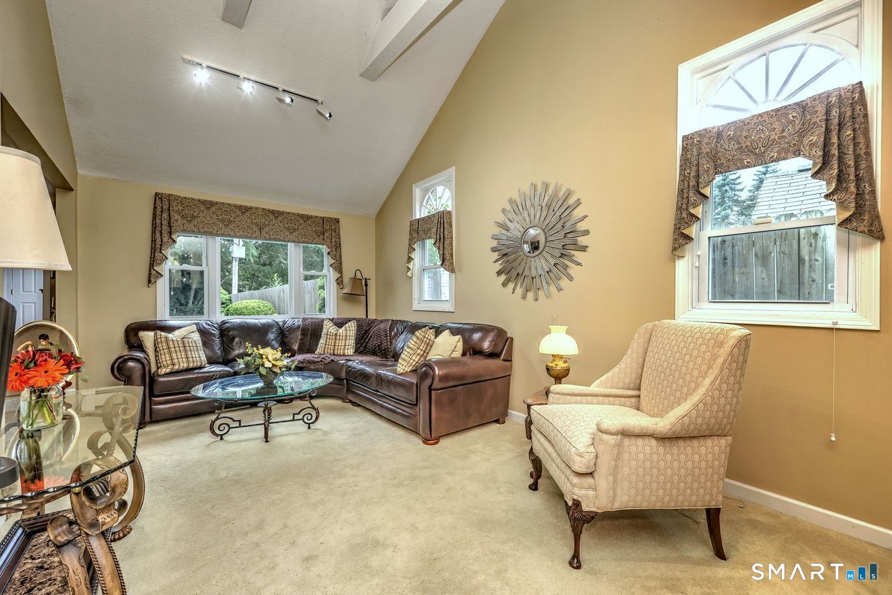 6 Harborside Drive Milford CT 06460