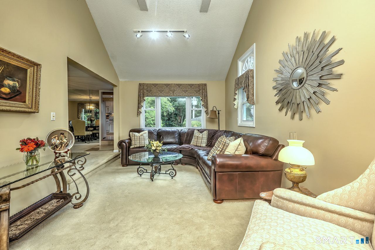 6 Harborside Drive Milford CT 06460