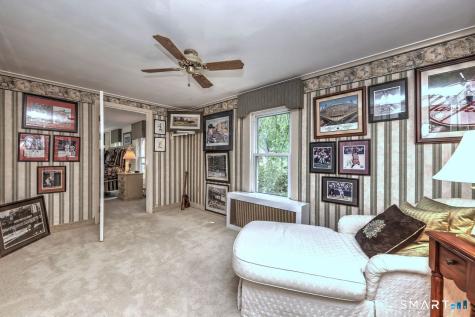 6 Harborside Drive Milford CT 06460