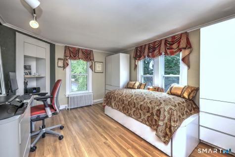 6 Harborside Drive Milford CT 06460