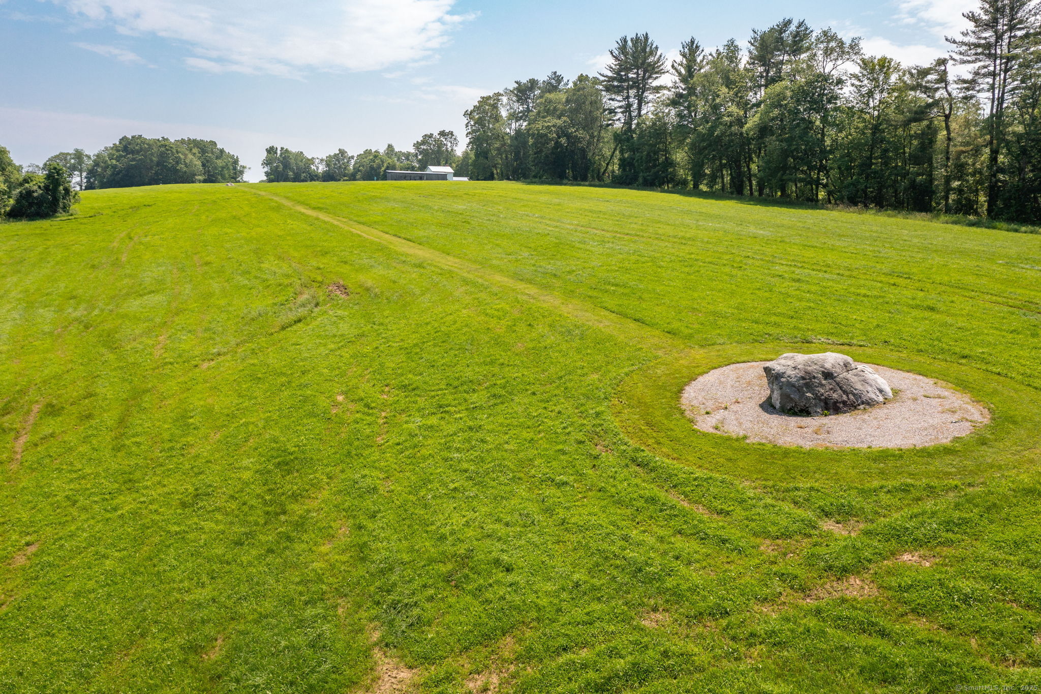 1669 Route 169 Woodstock CT 06281