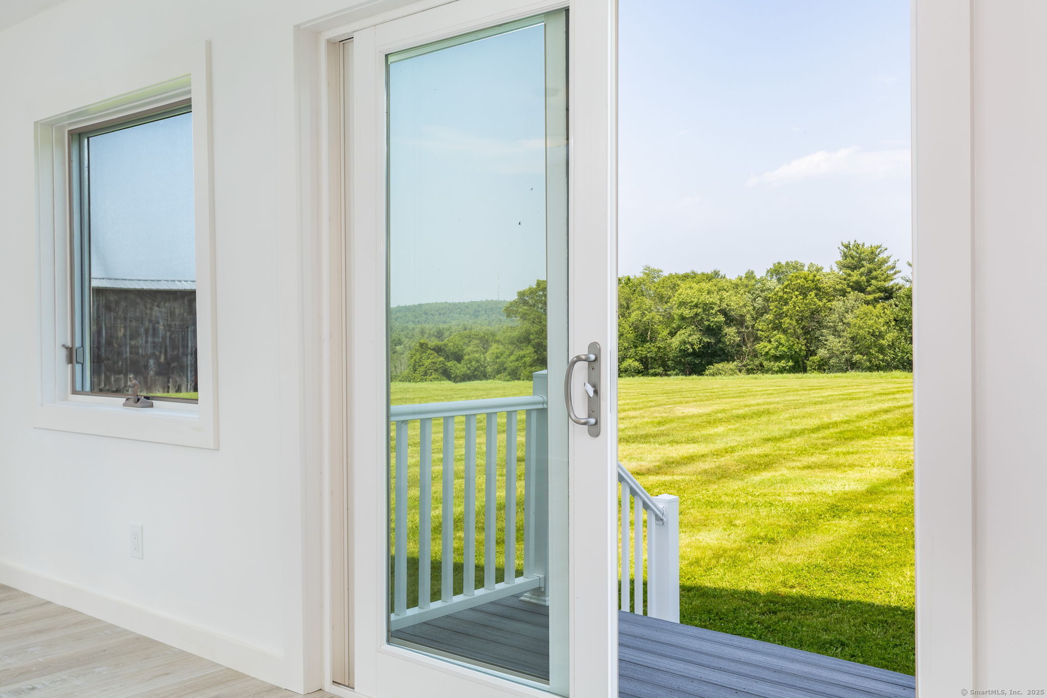 1669 Route 169 Woodstock CT 06281