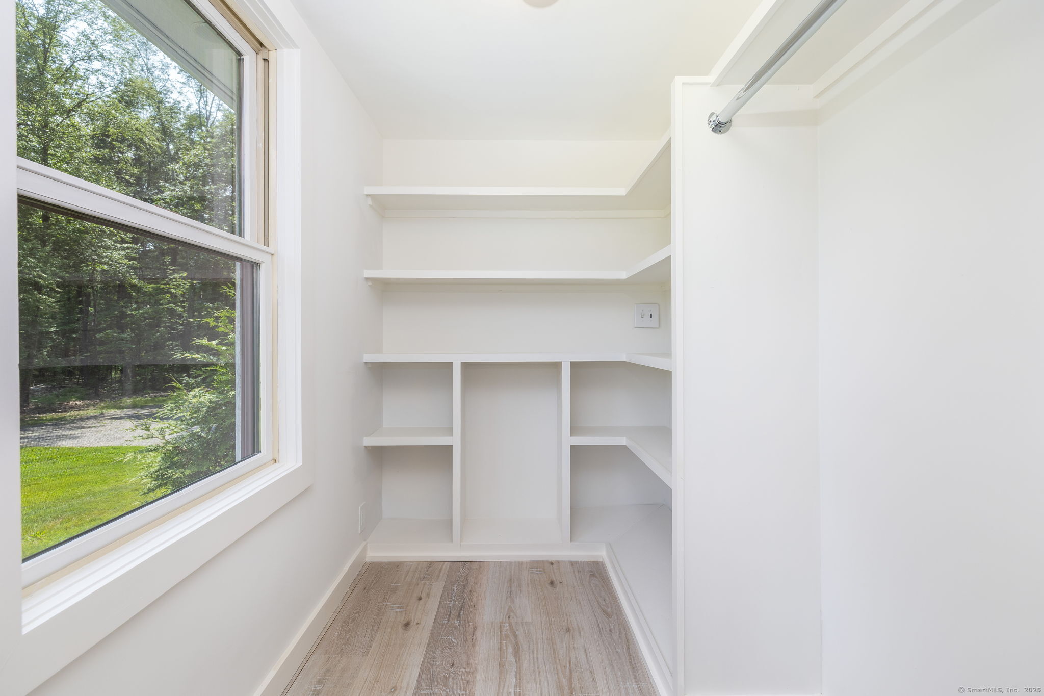 1669 Route 169 Woodstock CT 06281