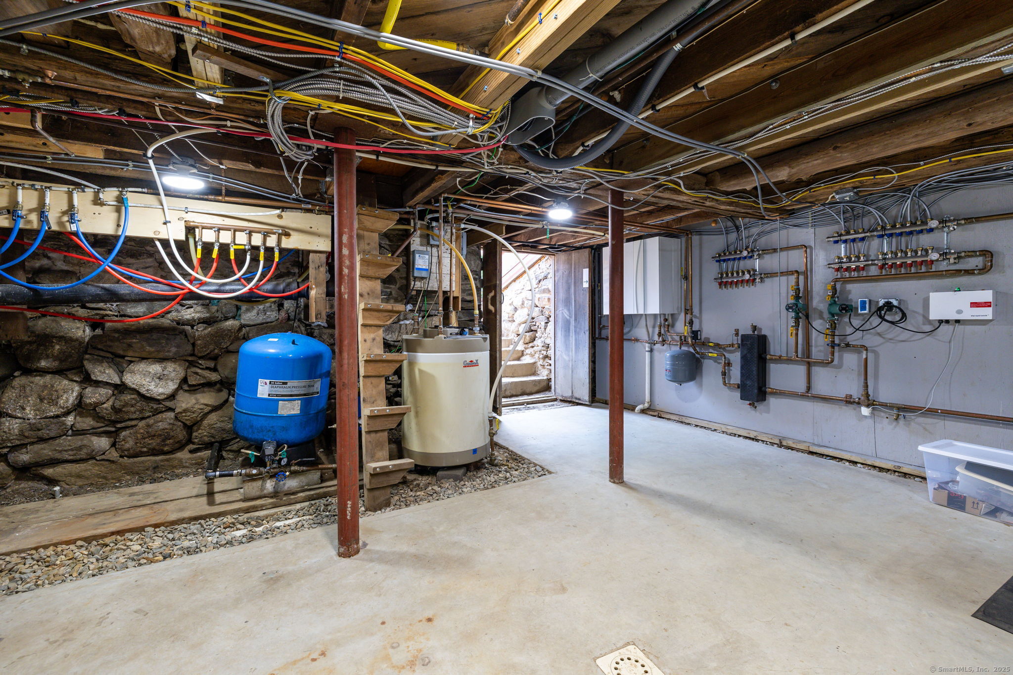 1669 Route 169 Woodstock CT 06281