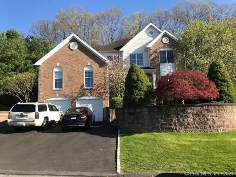 73 Salem Road Trumbull CT 06611