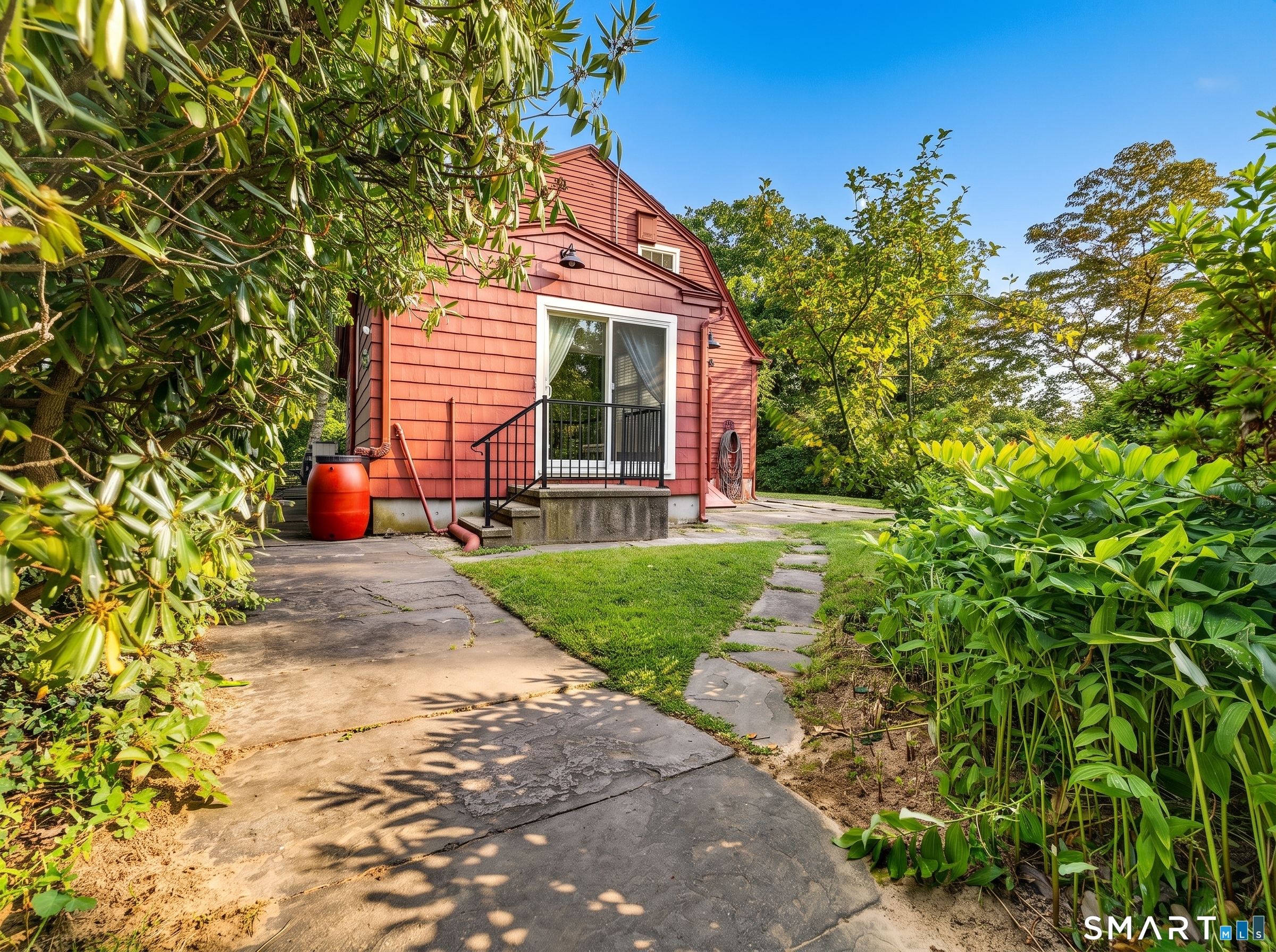 239 Ocean Avenue New London CT 06320