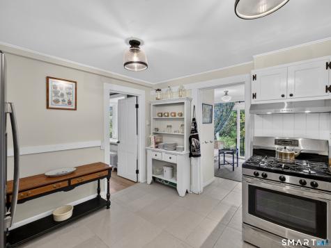 239 Ocean Avenue New London CT 06320