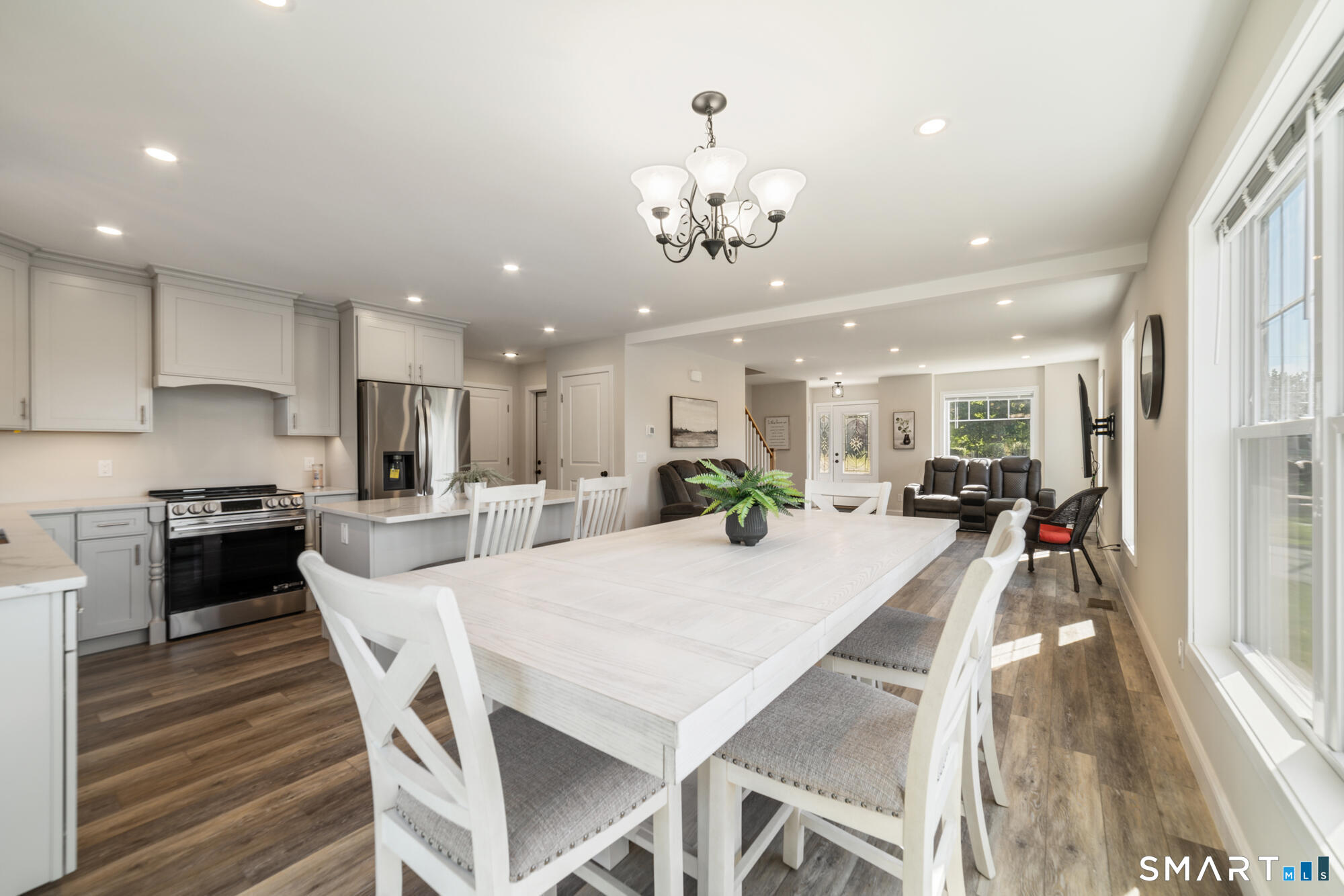 85 Vanderbilt Road Bristol CT 06010