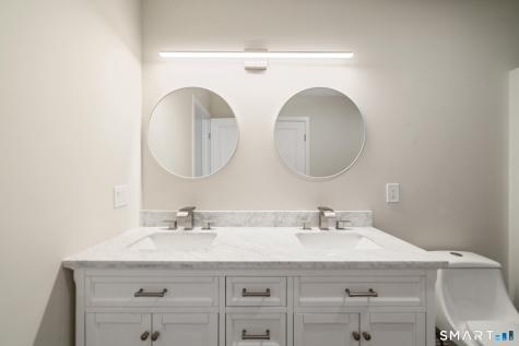 85 Vanderbilt Road Bristol CT 06010