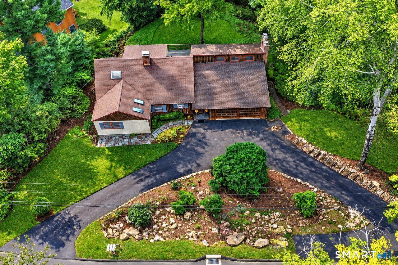 128 Old Dike Road Trumbull CT 06611