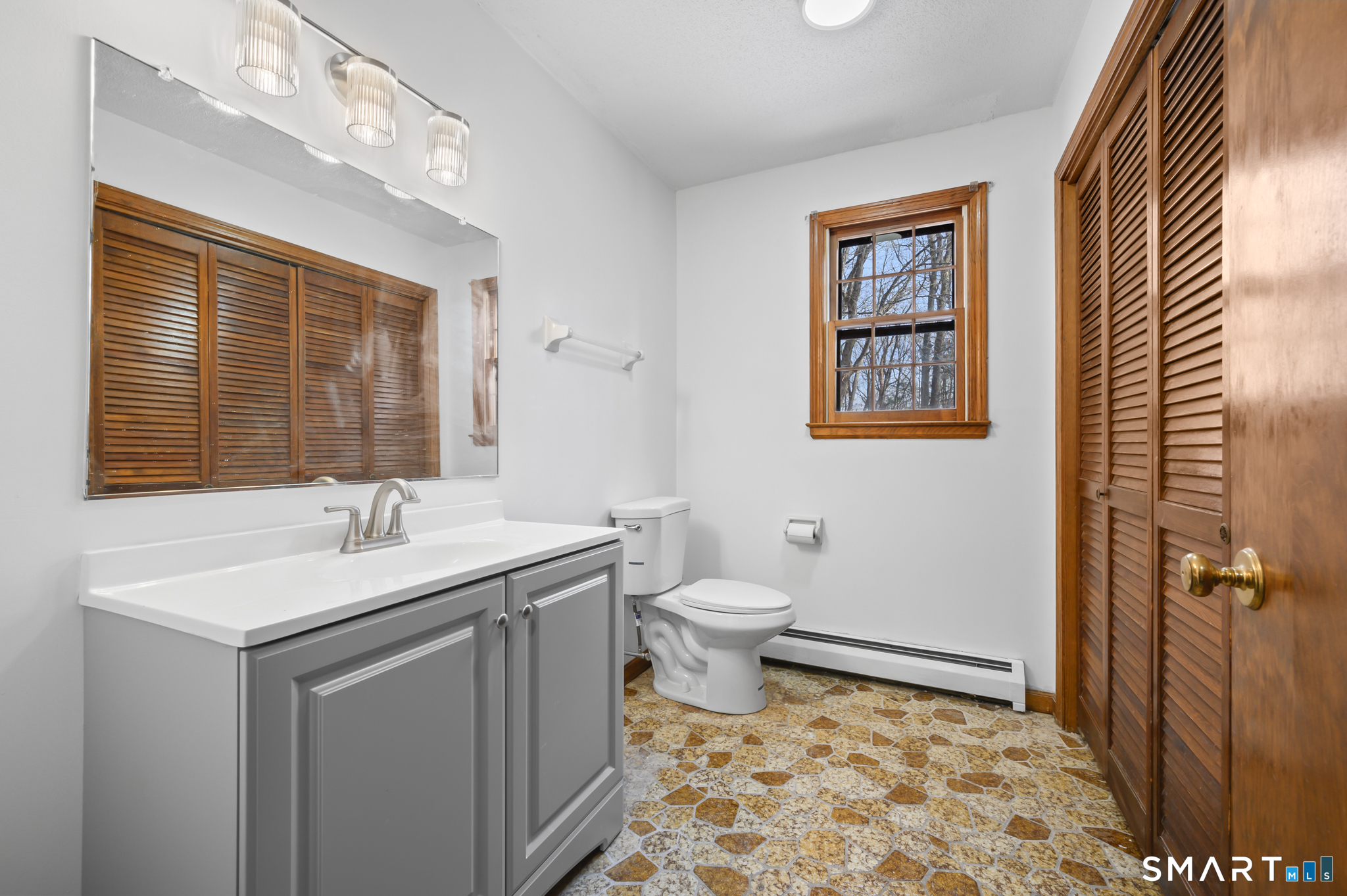 50 Woodhaven Drive Burlington CT 06013