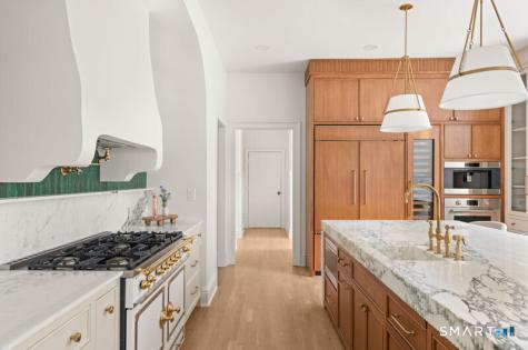 451 Mansfield Avenue Darien CT 06820