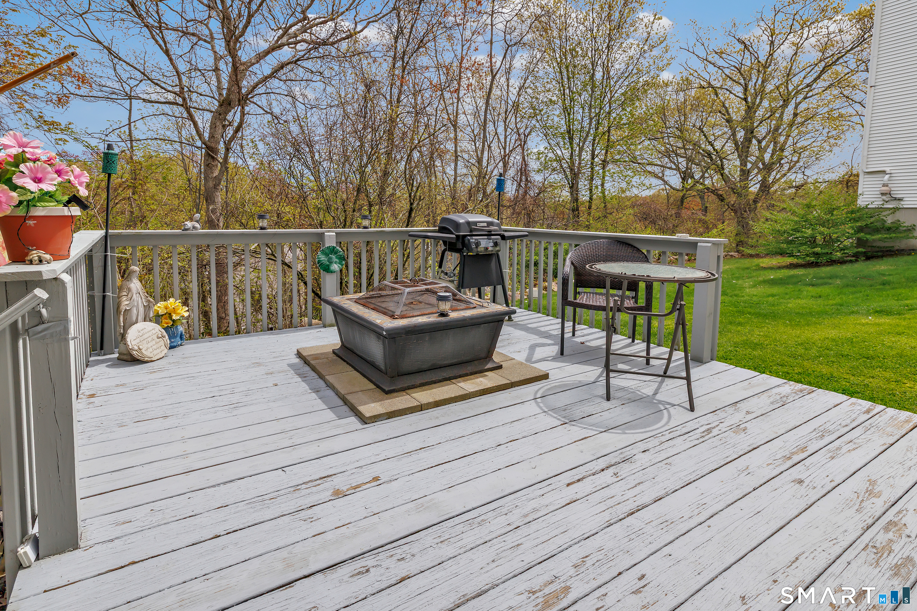 18 Hickory Hill Shelton CT 06484