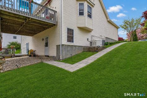 18 Hickory Hill Shelton CT 06484